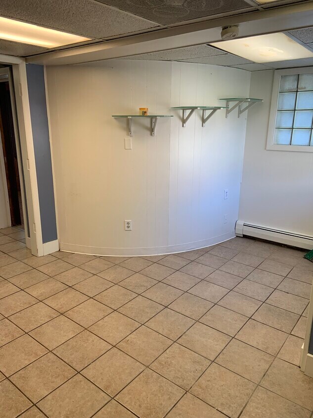 living area - 859 Cleveland Ave