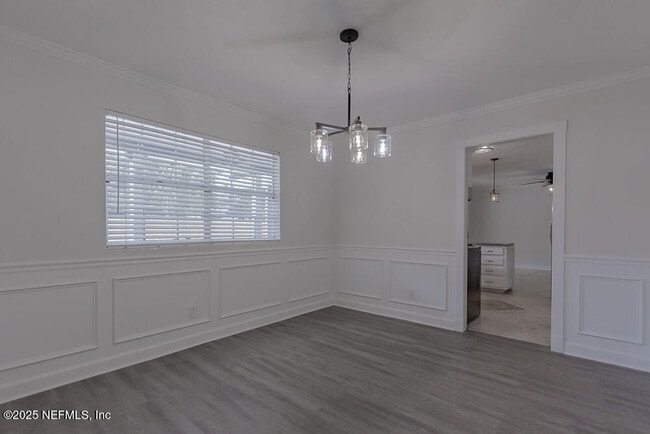 Building Photo - 5020 Brighton Dr