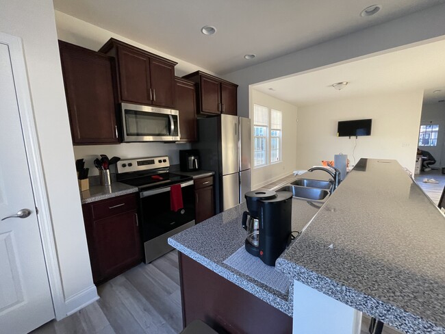 Building Photo - 5708 Princess Curry Way