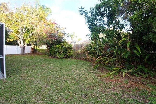 Building Photo - 7464 Cass Cir