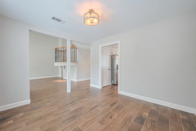 Foto del edificio - 3406 Mesquite Dr