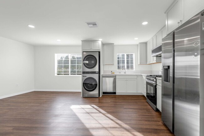 Foto del edificio - 2279 India St