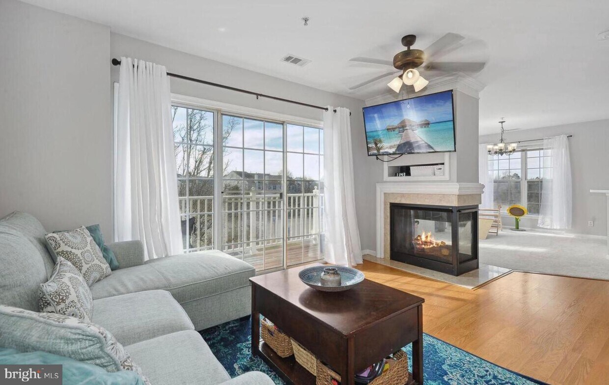 45450 Conductor Terrace Unit 300, Sterling, VA 20166 Room for Rent in