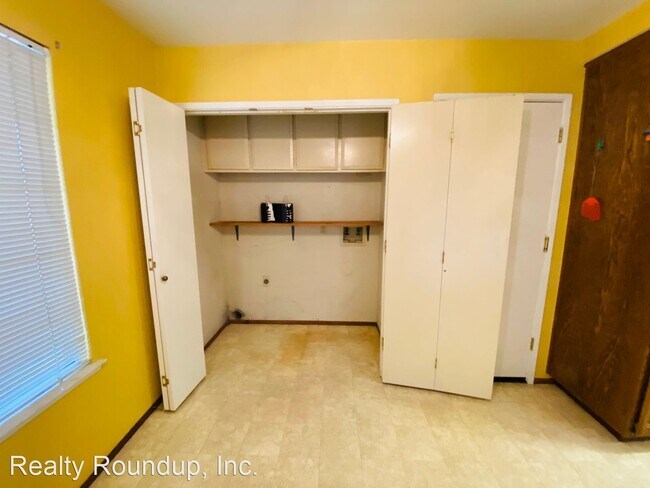 Foto del edificio - 3 br, 2 bath House - 8004 Ruxton Ct