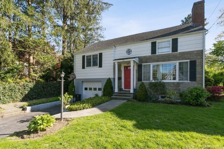 12 Ave, Larchmont, NY 10538 House Rental in Larchmont, NY