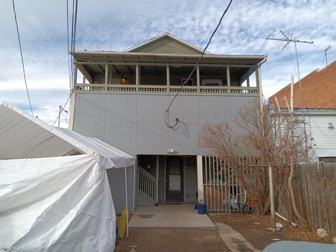 Foto principal - 212 1st St