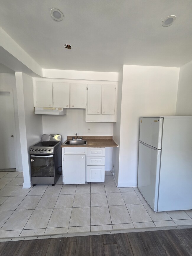 Building Photo - 12247 Rue Ranger