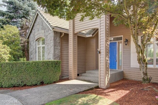 Building Photo - 5 br, 3 bath House - 2825 NW Lacamas Drive
