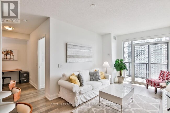 Building Photo - 56 Annie Craig Dr