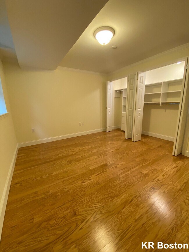 Foto del edificio - 15 Follen St