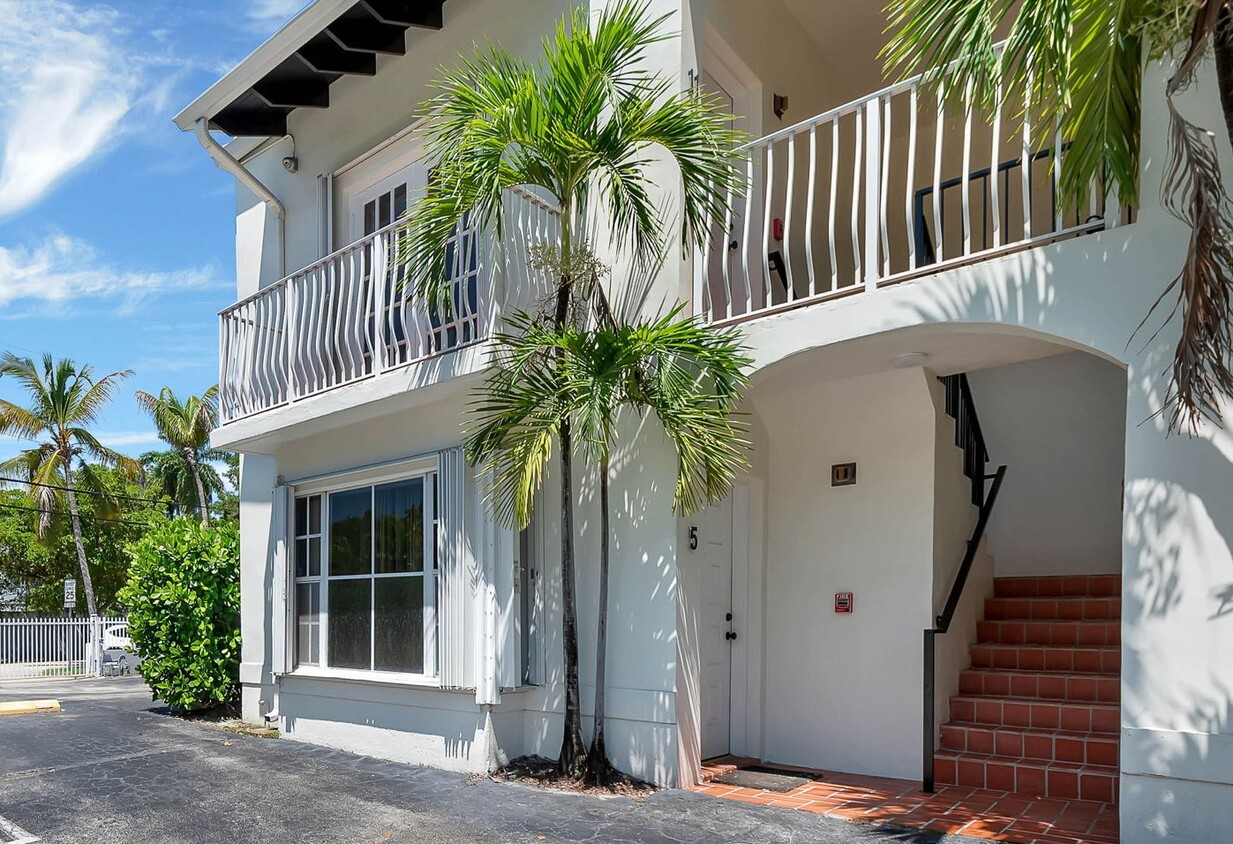 Foto principal - 3007 Bird Ave