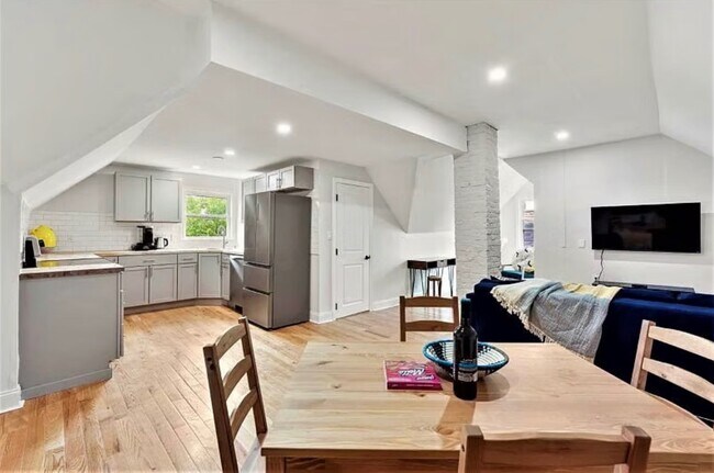 Foto del edificio - 65 Kimball Ave