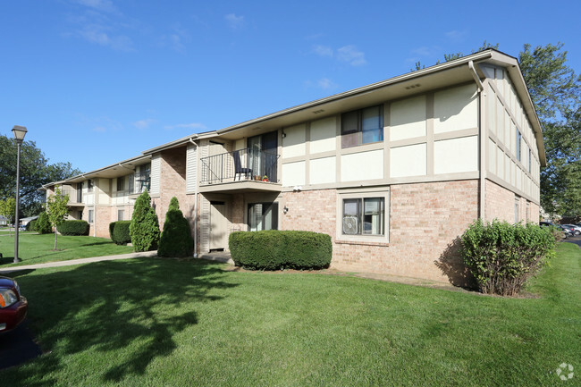 Building Photo - Breckenridge Apartments