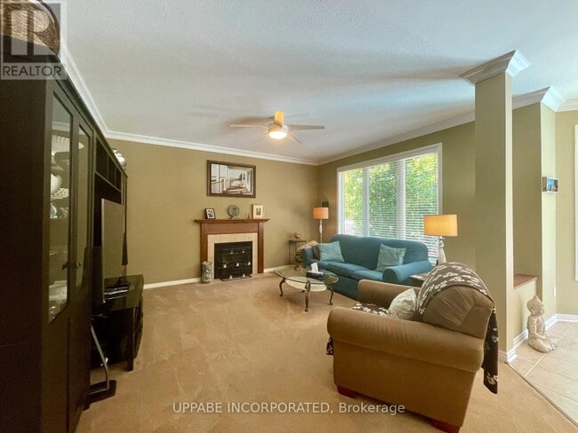 Building Photo - 49 Baywood Dr