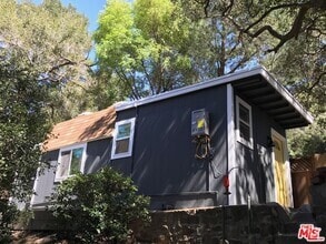 Building Photo - 632 N Topanga Canyon Blvd