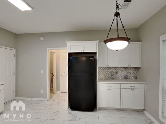 Foto del edificio - 1557 Silver Ridge Dr SW