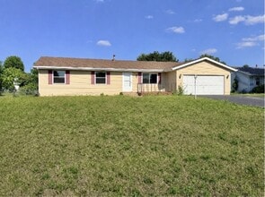 Building Photo - 14135 De La Tour Dr