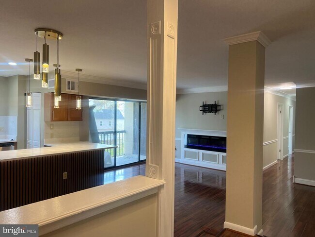 Foto del edificio - 15708 Dorset Rd