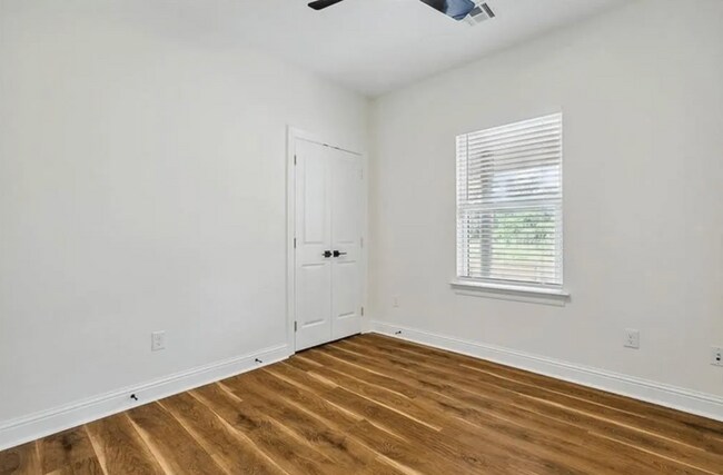 Dormitorio 1 - 2106 Tennessee St