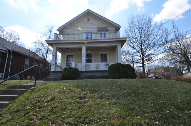 Building Photo - 6201 Bramble Ave