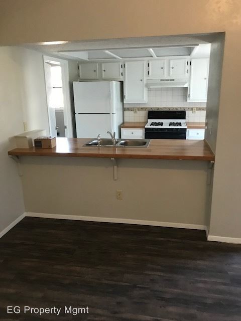 Foto del edificio - 907 Fairway Green Cv