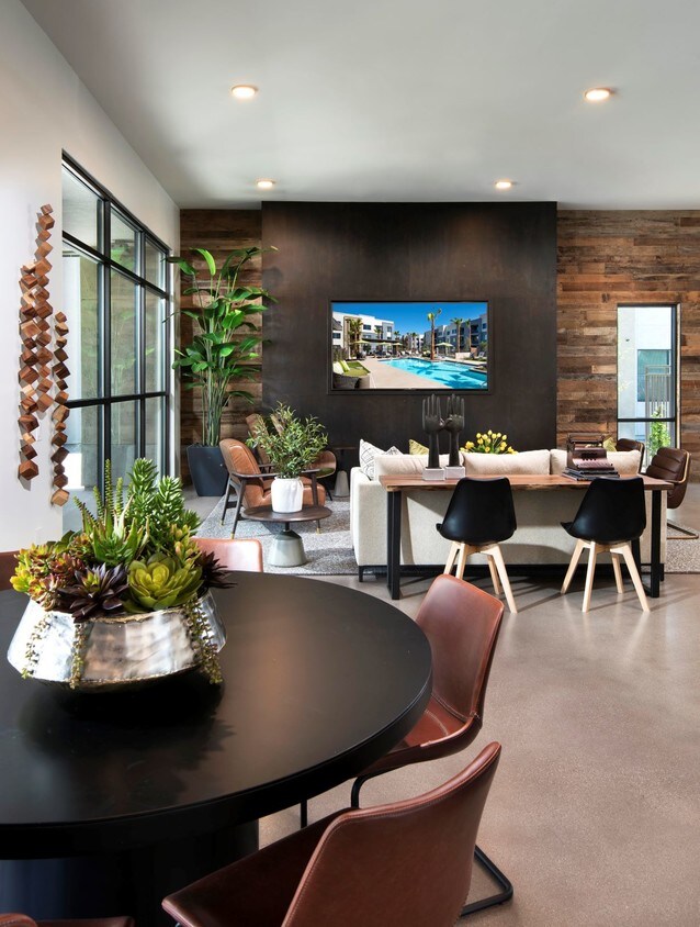 Parc South Mountain Apartments in Phoenix, AZ