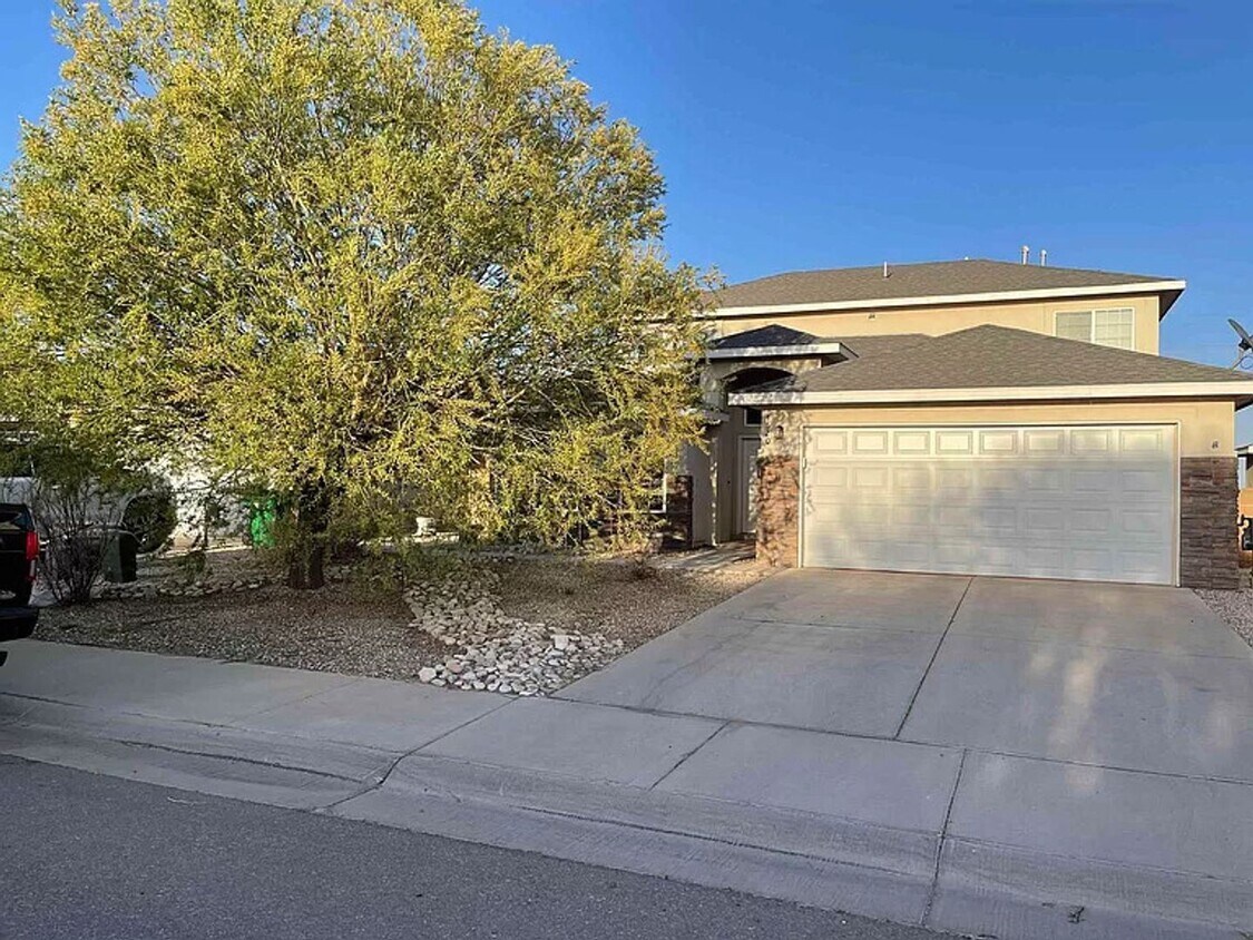 Primary Photo - 3 br, 3 bath House - 4620 Backstretch Rd