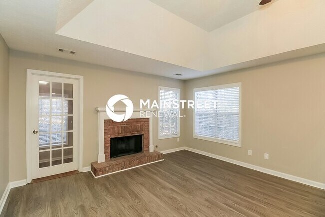 Building Photo - 3 Bedroom Pet-Friendly Home in Fayetteville, GA with Main Street Renewal