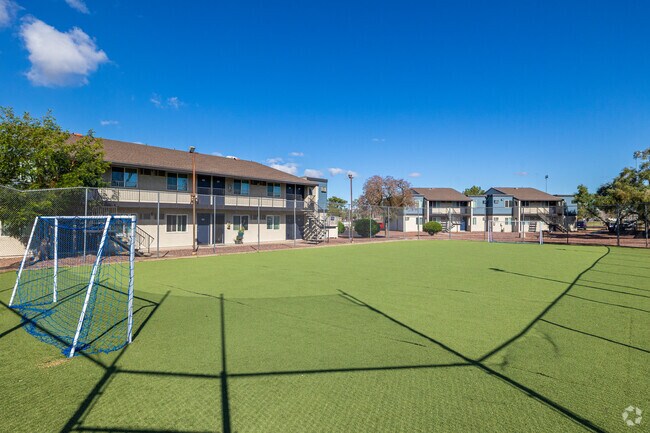 Cancha de fútbol - Los Vecinos Apartments