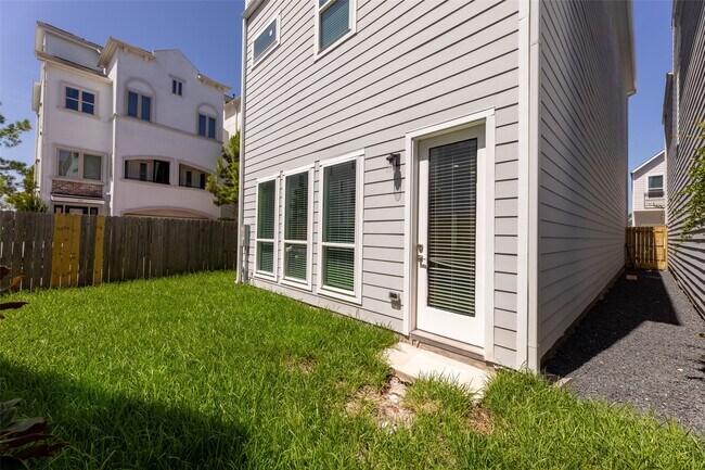 Building Photo - 1802 Napa Creek Ln