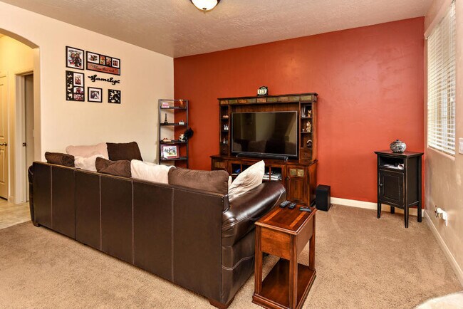 Foto del edificio - Casitas at Hidden Valley. Price Reduced!!