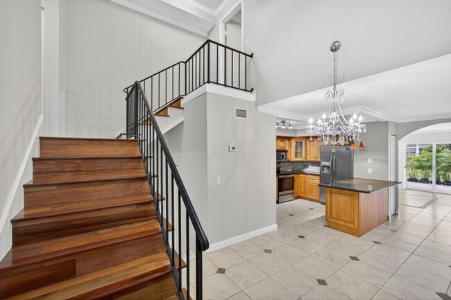 Foto del edificio - 382 Golfview Rd