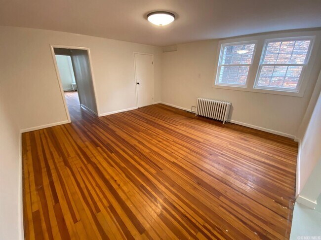 Foto del edificio - 227 Warren St