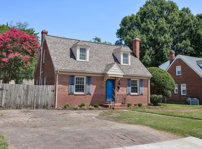 Building Photo - Charming Brick Cape in Bryan Park Neighbor...