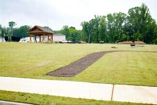 Building Photo - 386 Red Dragon Dr