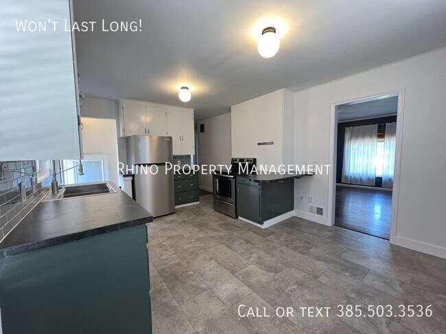 Foto del edificio - 3 Bedroom/1 Bathroom Duplex in Ogden