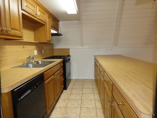 Foto del edificio - Charming 2 Bedroom A-Frame Home near Hospi...