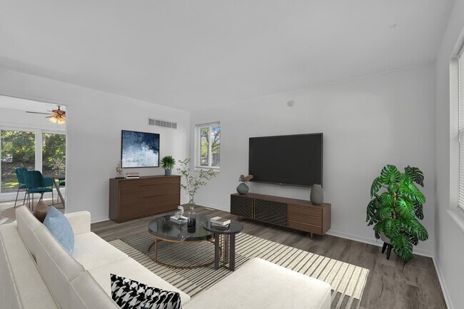 Foto del edificio - 3702 NE 69th St