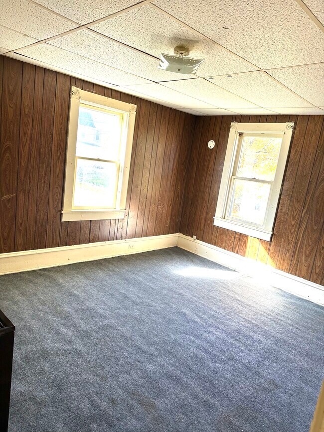 Building Photo - 242 McKinley Ave