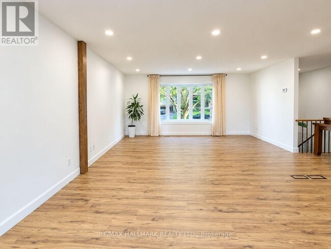 Building Photo - 23 Ironshield Crescent