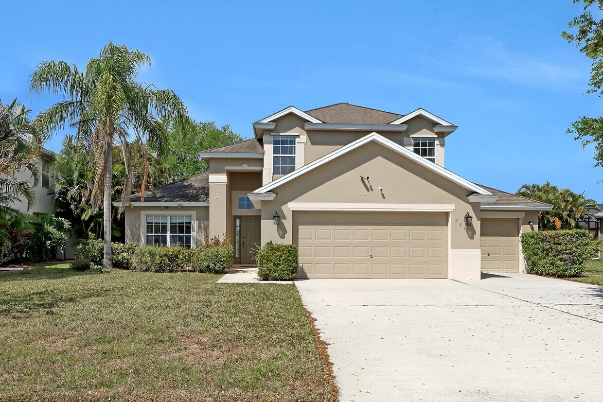 Primary Photo - 226 Wading Bird Cir SW