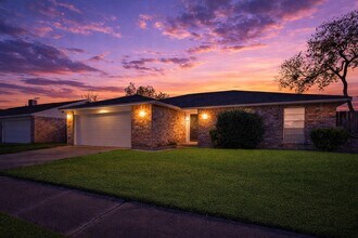 Building Photo - 9907 Towne Tower Ln