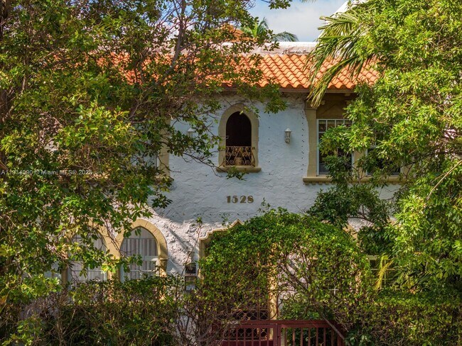 Foto del edificio - 1528 Drexel Ave