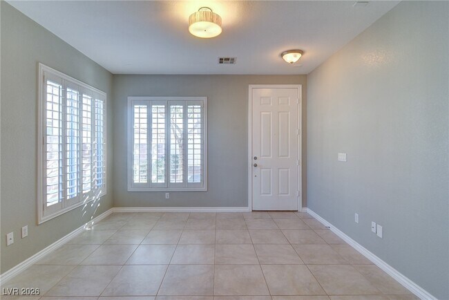 Foto del edificio - 6158 Adams Bay Ave