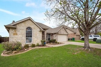 Building Photo - 3121 Blue Sage Dr