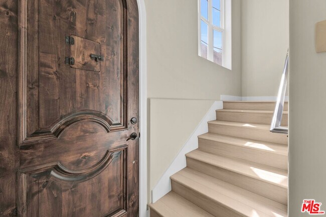 Foto del edificio - 3833 Huron Ave