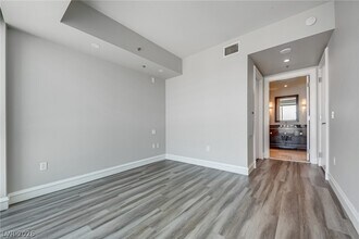 Building Photo - 2700 S Las Vegas Blvd