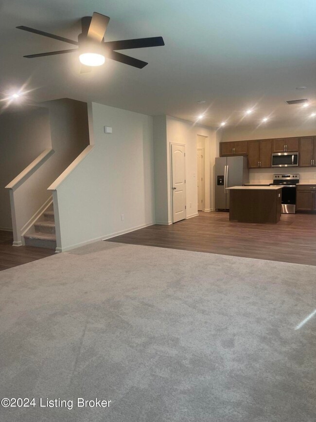 Building Photo - 804 Harland Ct