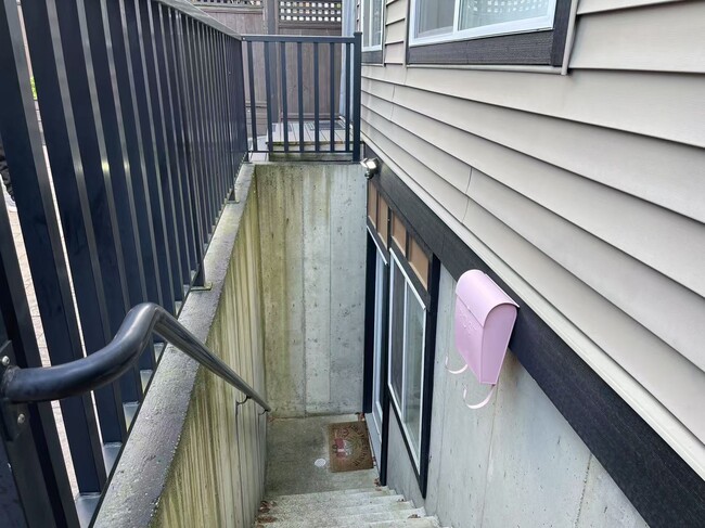 Photo du bâtiment - 6671-192A 192a St