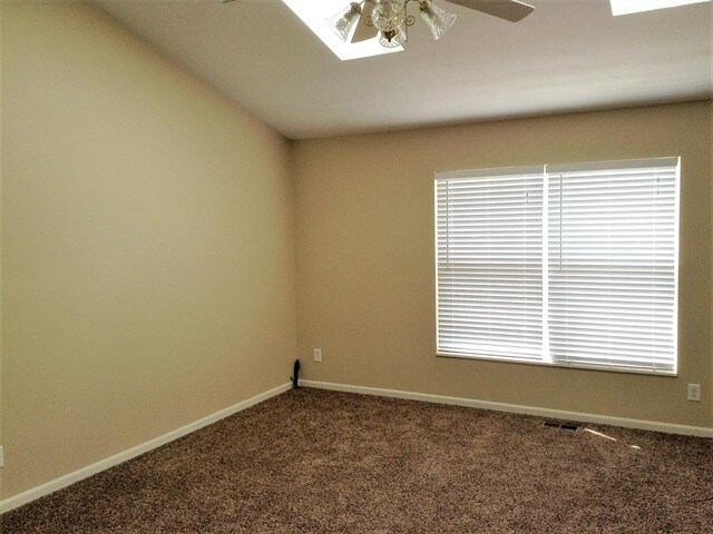 Foto del edificio - 2051 Adams Ridge Drive